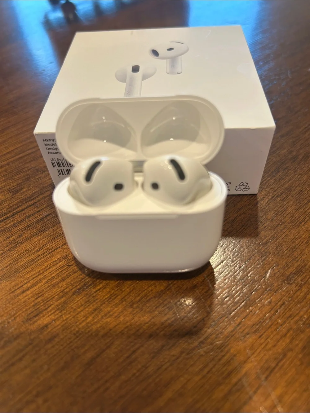 Apple AirPods 4 ANC White True Wireless Earbuds with Charging Case